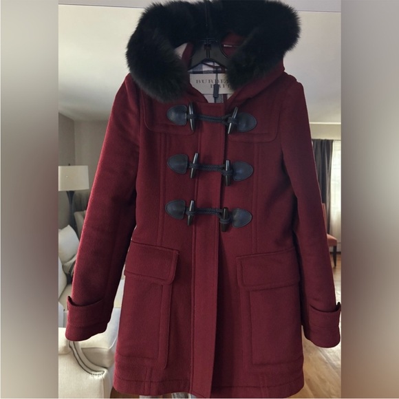 Burberry Women's Trench Coat with Black Details *CLOSET CLEAN OUT SPECIAL* - Picture 17 of 17